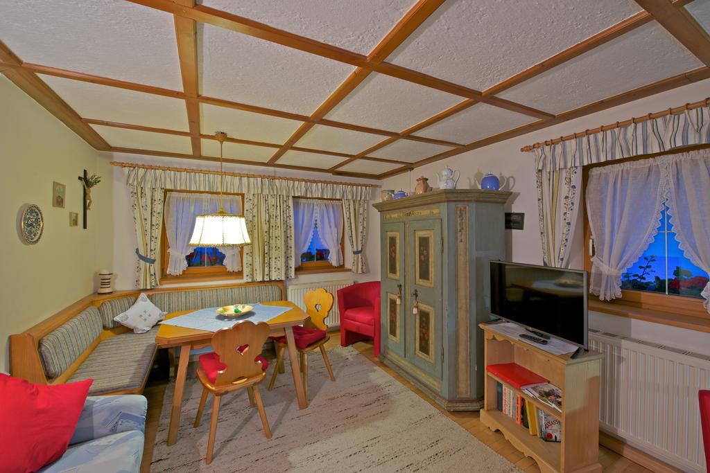 Holzschnitzers Appartements Ehrwald Eksteriør billede