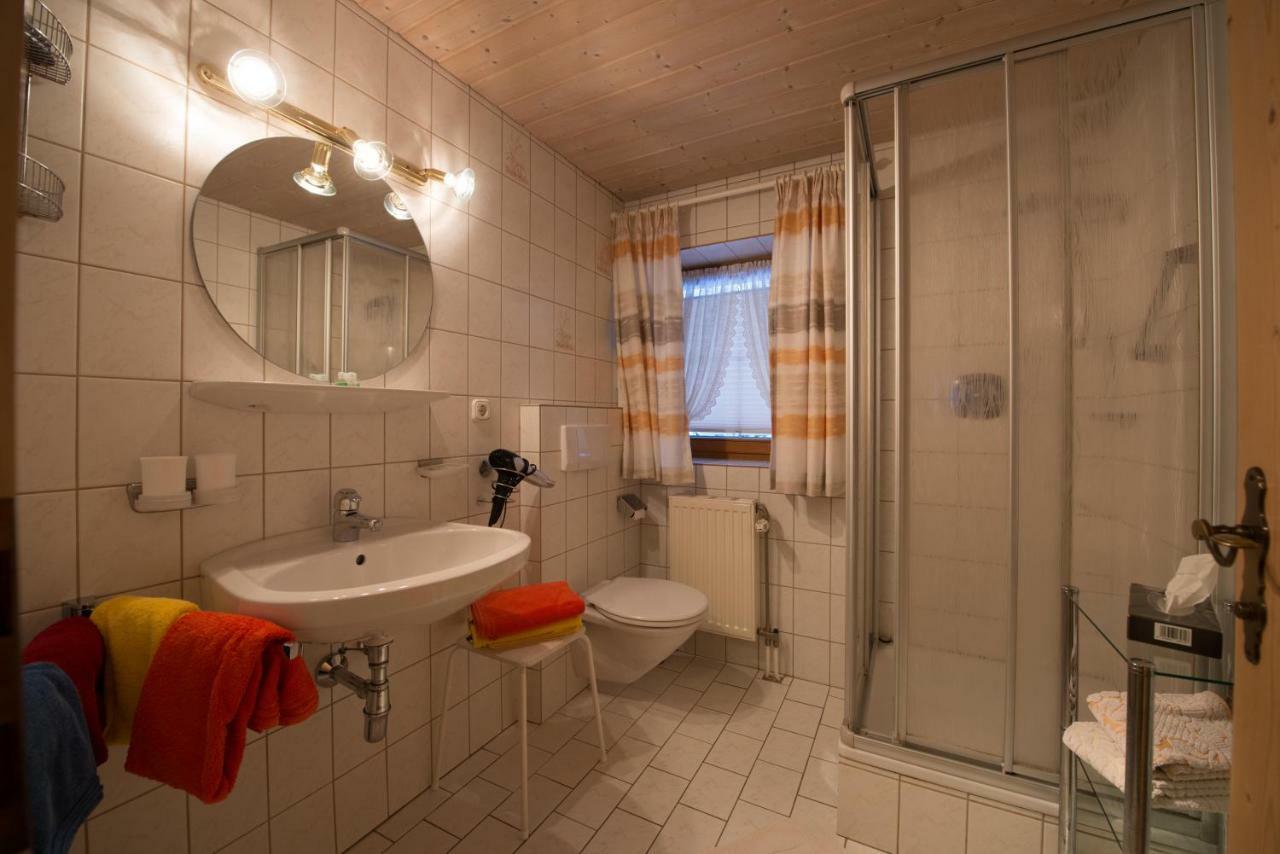 Holzschnitzers Appartements Ehrwald Eksteriør billede